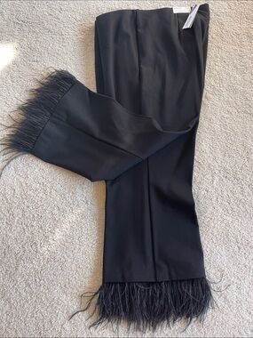 Chico's Juliet Feathered Flared Cropped Pants